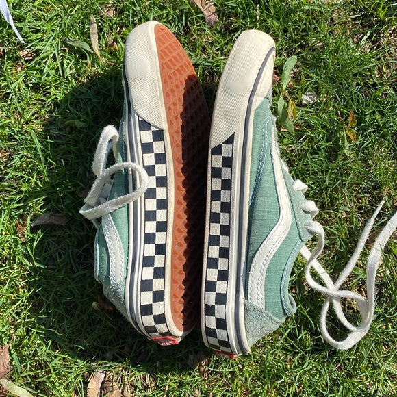 Green vans sneakers - Picture 2 of 4